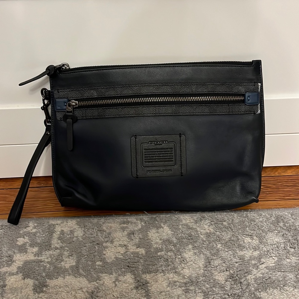 Coach Signature Canvas Blocking Academy Pouch